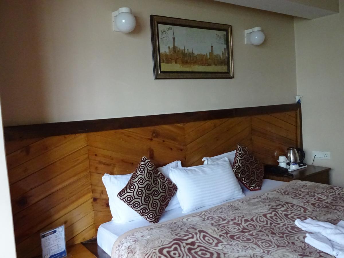 Hotel White Yak Darjeeling  Buitenkant foto