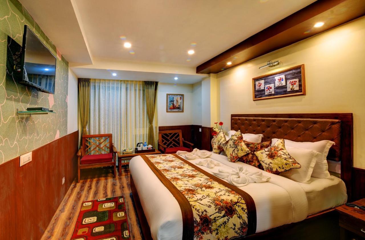 Hotel White Yak Darjeeling  Buitenkant foto